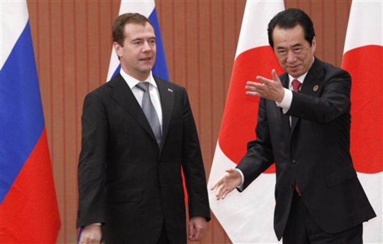 Naoto Kan, Dmitry Medvedev